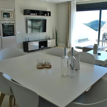 Apartment Luxurious In Beautiful Settings *